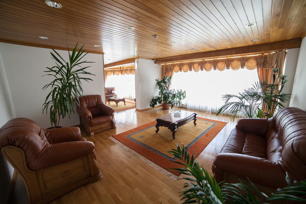 Estalagem Turismo Hotel 4*